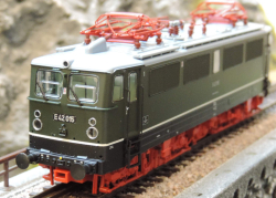 Brawa 43124 Elektrolokomotive E 42 015 DR - DC Digital...