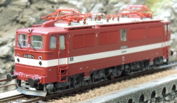 Brawa 43128 Elektrolokomotive BR 242 002-4 DR - DC Digital mit Sound