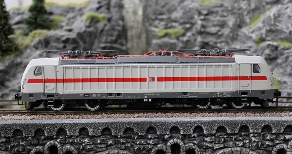 Brawa 43814 Elektrolokomotive BR 147.5 DB AG