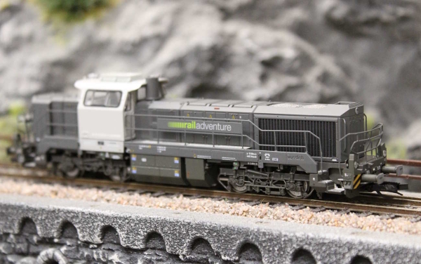 Arnold HN9059S Railadventure DE 18, dunkelgrau, Ep. VI, DCC