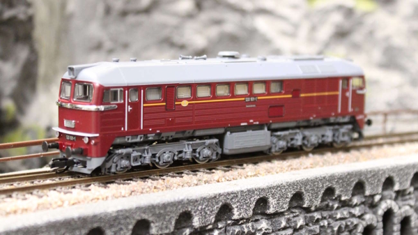 Roco 7390003 Diesellokomotive 120 101-1, DR - Sound Version