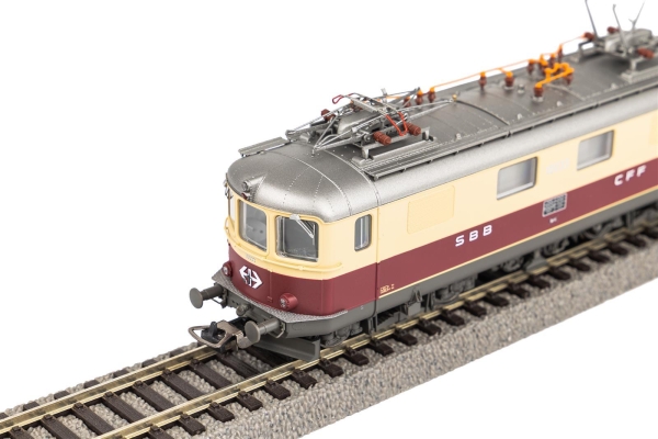 Piko 96889 Elektrolokomotive Re 4/4 I 10033 TEE SBB