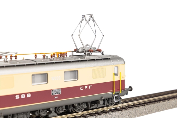 Piko 96889 Elektrolokomotive Re 4/4 I 10033 TEE SBB