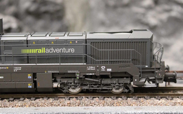 Rivarossi HR2921S Diesellokomotive Vossloh DE 18 der RailAdventure - Sound Version