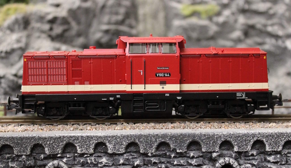 Roco 7310033 Diesellokomotive V 100 144 DR - Sound Version