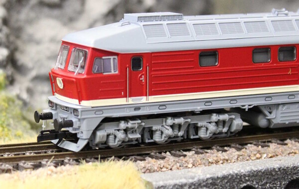 Tillig 05770 Diesellokomotive BR 132 der DR