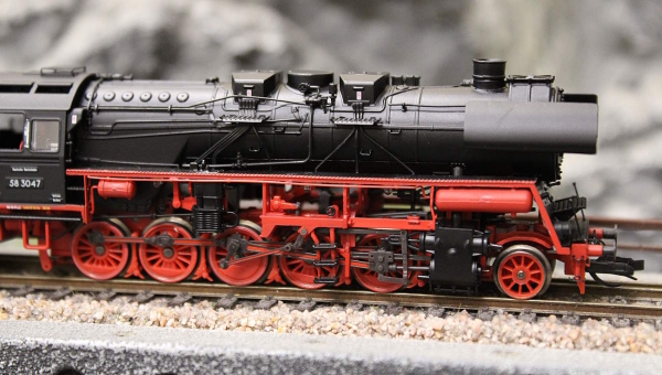 Saxonia 120086 Schlepptenderlokomotive BR 58 3047 DR