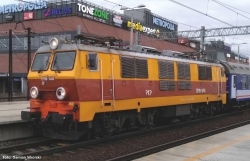 Piko 97524 Elektrolokomotive EP09-046 PKP IC