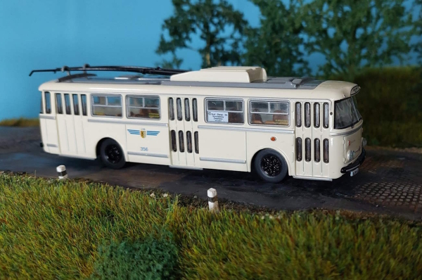 Modell-Car Zenker 03-394 Skoda 9Tr Oberleitungsbus VEB LVB Leipzig Wagen 356