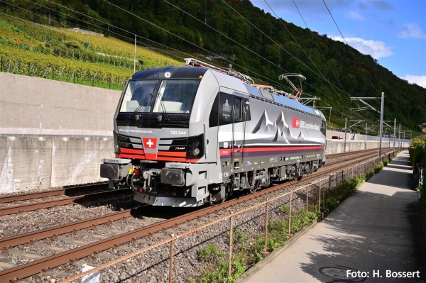 Piko 21756 H0 Elektrolokomotive  Vectron Bundeshaus Bern CINT SBB