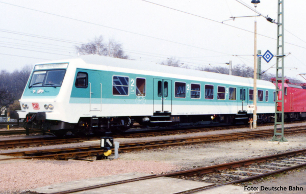 Piko 28024 H0 Halberstädter Mitteleinstiegssteuerwagen DB AG