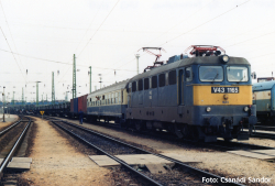 Piko 51446 H0 Elektrolokomotive V 43.3 MAV