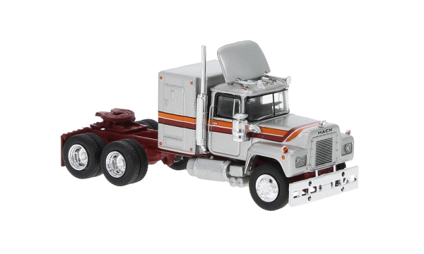 Brekina 85806  Mack RS700, silber